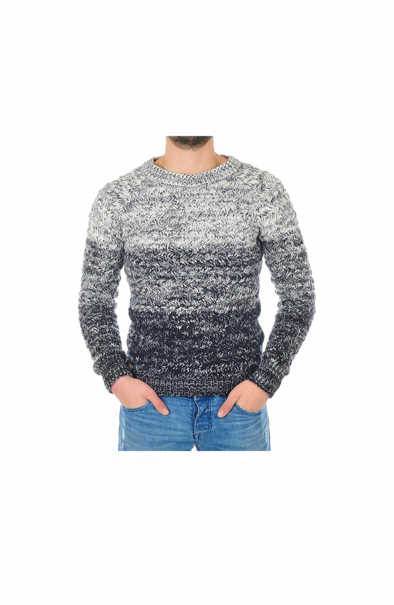Red Bridge heren trui, Grofgebreide heren sweater, Heren wintertrui, Gebreide trui met modern dessin, Streetwear heren trui, Warme winter sweater heren, Trendy heren knitwear, Grof gebreide trui heren, Red Bridge knitwear, Heren sweater herfst winter, Urban style heren trui, online trui kopen, trui kopen in Nijmegen, Goedkoop heren trui kopen, Heren Truien, Slim Fit Truien, Charra, heren Kleding in Nijmegen