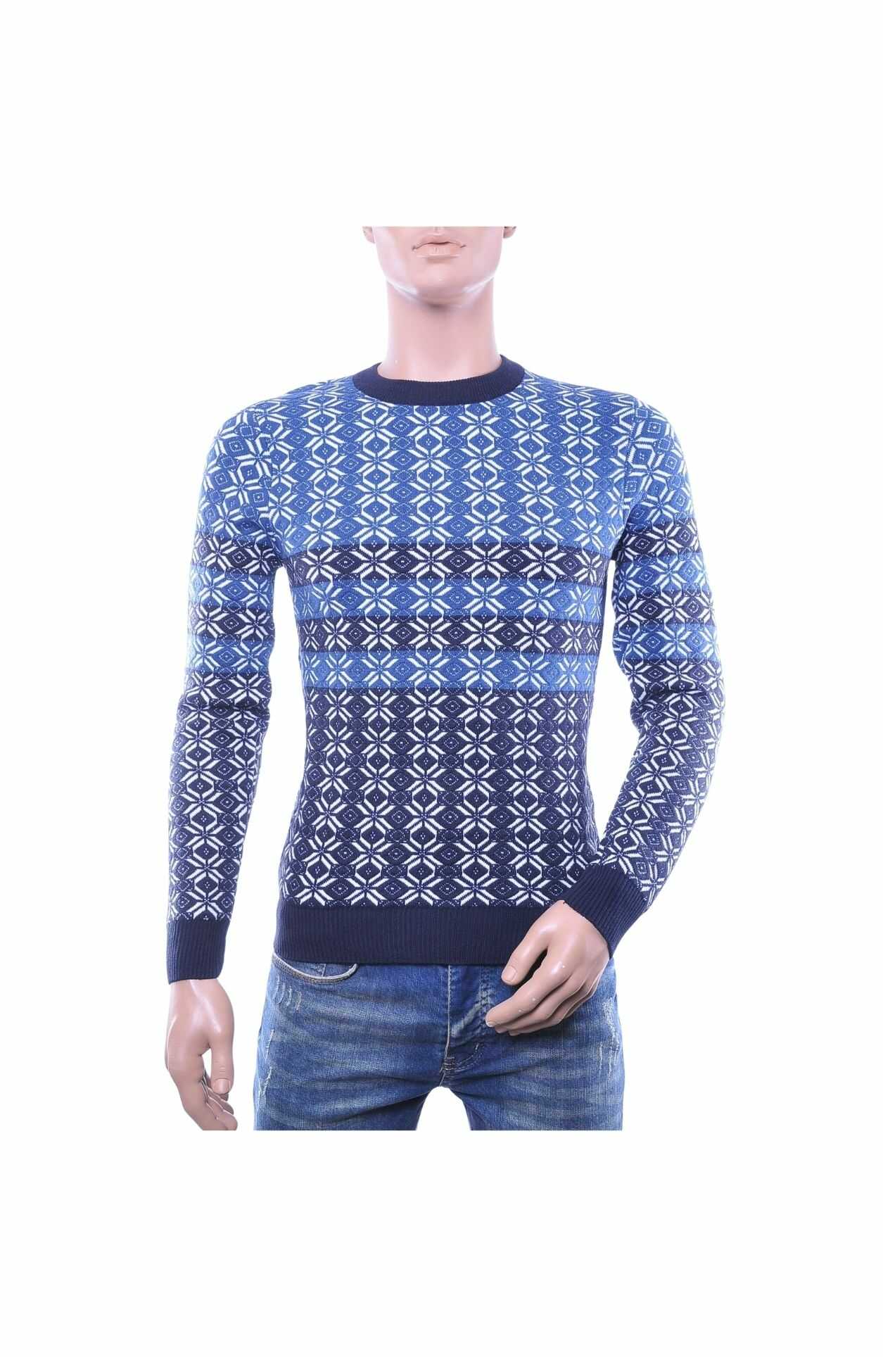 woolline heren trui, heren trui ronde hals, dunne heren trui, trendy heren pullover, heren trui met patroon, streetwear heren trui, moderne knitwear heren, slim fit heren trui, heren trui blauw wit, fashionable heren kleding, heren mode Nijmegen, CHARRA herenmode, chique casual heren trui, online trui kopen, trui kopen in Nijmegen, Goedkoop heren trui kopen