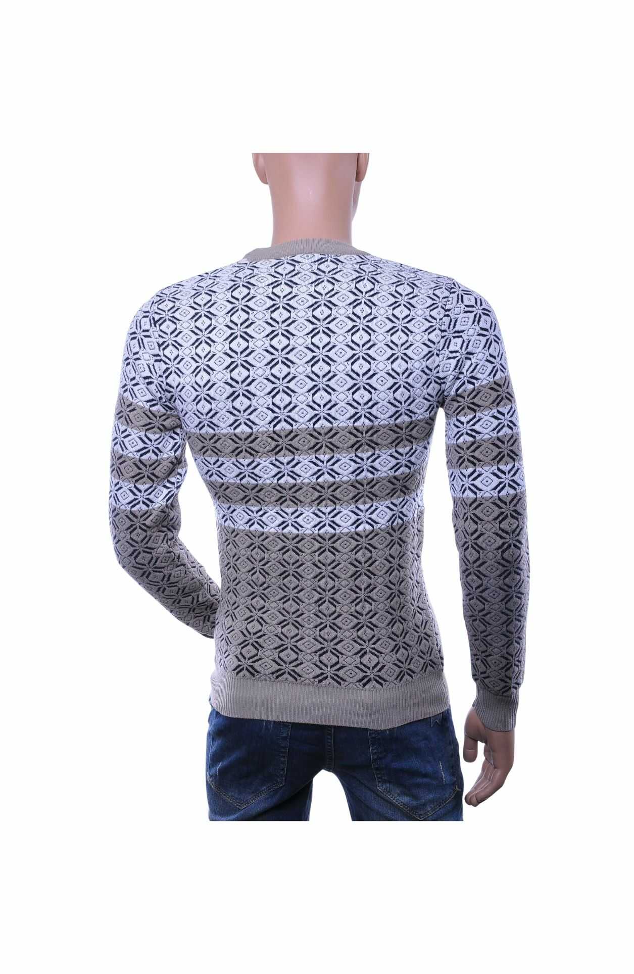 woolline heren trui, heren trui ronde hals, dunne heren trui, trendy heren pullover, heren trui met patroon, streetwear heren trui, moderne knitwear heren, slim fit heren trui, heren trui blauw wit, fashionable heren kleding, heren mode Nijmegen, CHARRA herenmode, chique casual heren trui, online trui kopen, trui kopen in Nijmegen, Goedkoop heren trui kopen