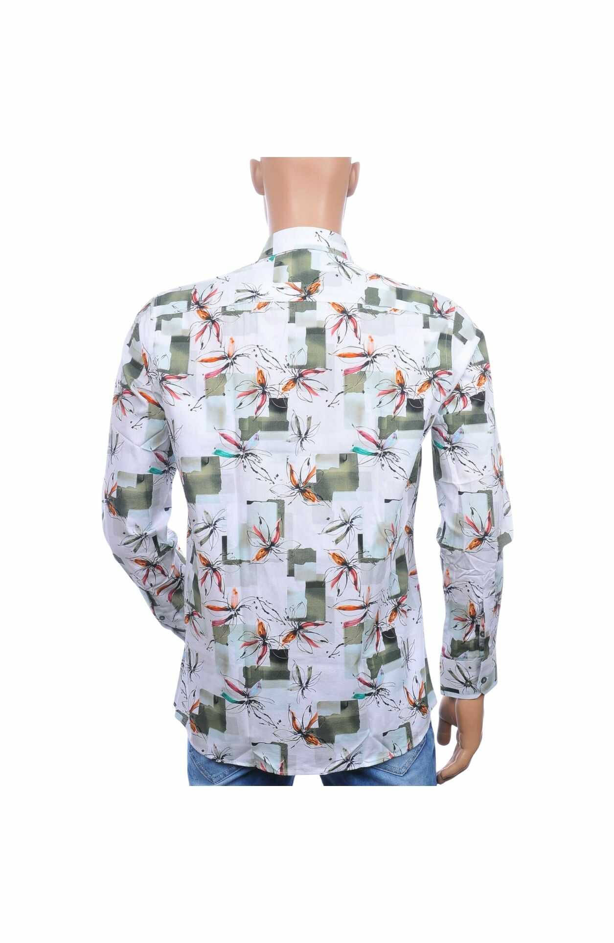 Corrino overhemd heren, Slim fit heren overhemd bloemen, Groen bloemen overhemd heren, Corrino slim fit overhemd, Heren overhemd katoen, Trendy heren overhemd, Overhemd met bloemenprint, Casual chic heren overhemd, Zomer overhemd heren, Overhemd voor werk en vrije tijd, Italiaanse overhemd, goedkoop overhemd, online overhemd bestellen