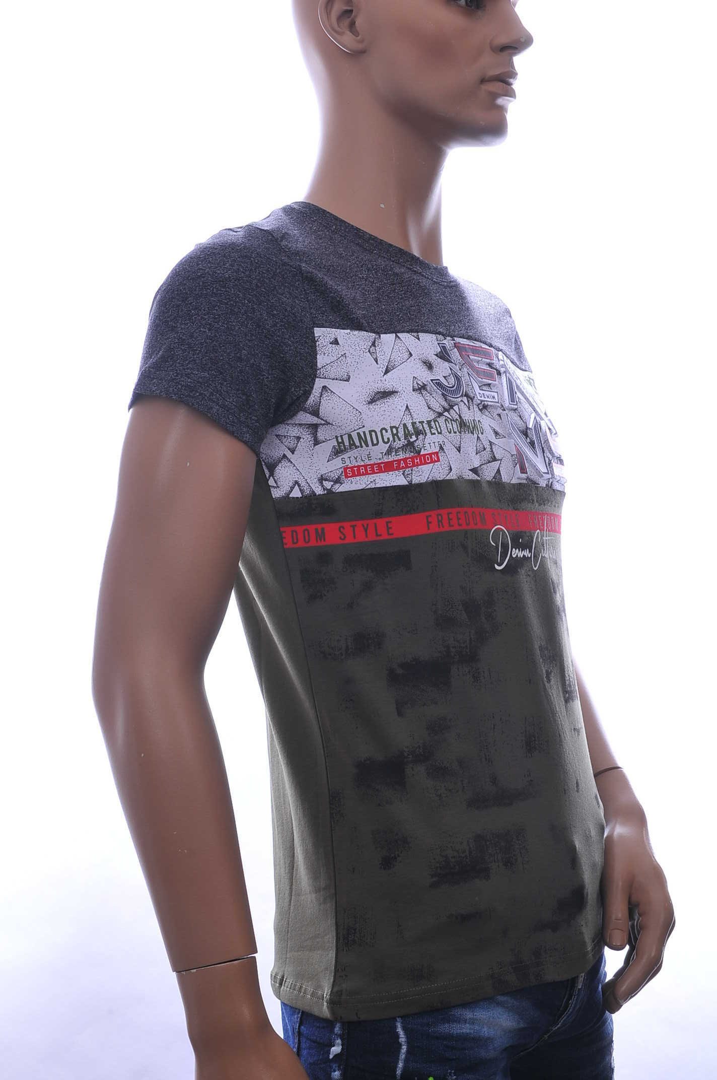 CLUB JU Trendy JEANS Slim Fit Ronde Hals T-Shirt met 3D Letters - Khaki