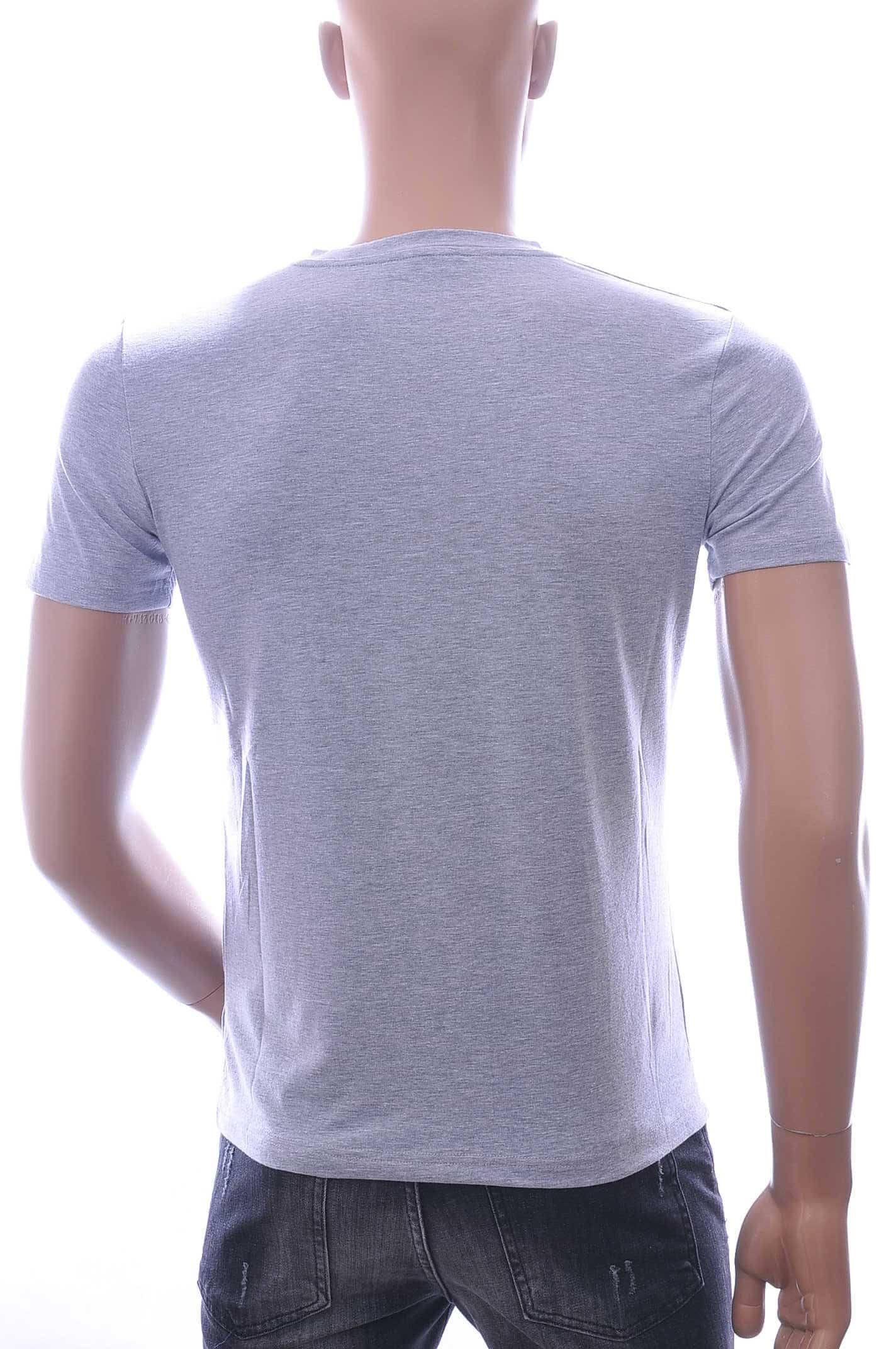 CLUB JU Les Designers Ci-Borg Philipp Plein PRADA Louis Vuitton GUCCI VERSACE KENZO Dsquared2 Levi's CHASIN G-STAR DOLCE & GABBANA DIESEL PME LEGEND WAM DENIM LACOSTE allover modern dessin V-hals Freedom heren T-Shirt Grijs