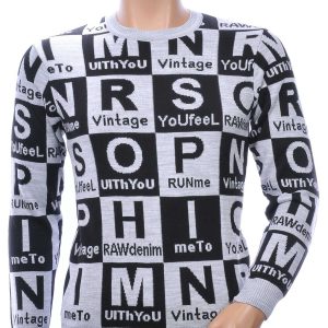 CI-BORG A Fish Named Fred Wolff Blitz Louis Vuitton GUCCI VERSACE KENZO Dsquared2 Levi's CHASIN G-STAR DOLCE & GABBANA DIESEL PME LEGEND WAM DENIM LACOSTE allover letters motief ronde hals heren trui Grijs 