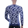 Club Ju heren trui, Heren trui navy, Dunne heren trui, Allover design heren trui, Ronde hals trui heren, Fijn gebreide heren trui, Trendy heren knitwear, Streetwear heren trui, Moderne heren sweater, Katoen acryl trui heren, online trui kopen, trui kopen in Nijmegen, Goedkoop heren trui kopen