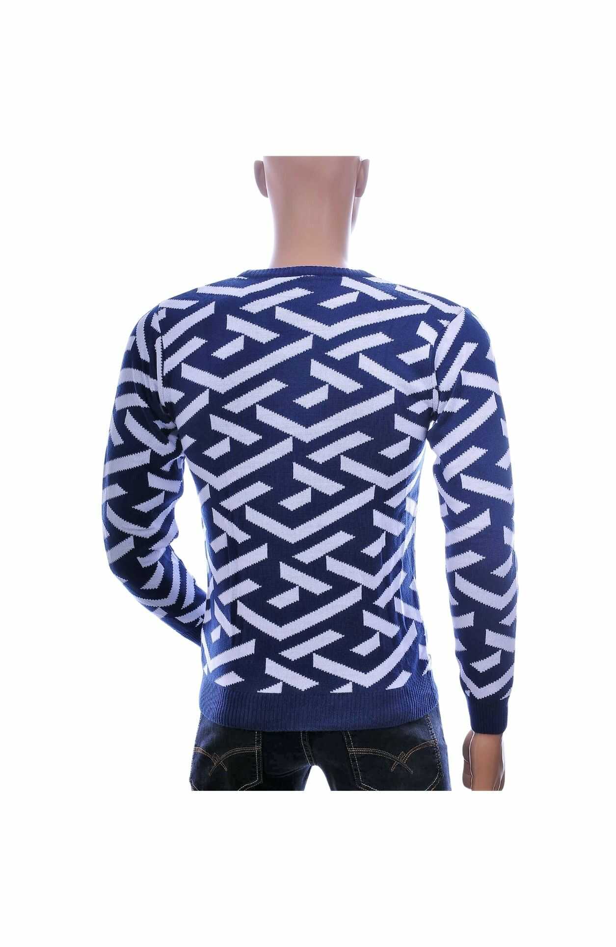 Club Ju heren trui, Heren trui navy, Dunne heren trui, Allover design heren trui, Ronde hals trui heren, Fijn gebreide heren trui, Trendy heren knitwear, Streetwear heren trui, Moderne heren sweater, Katoen acryl trui heren, online trui kopen, trui kopen in Nijmegen, Goedkoop heren trui kopen