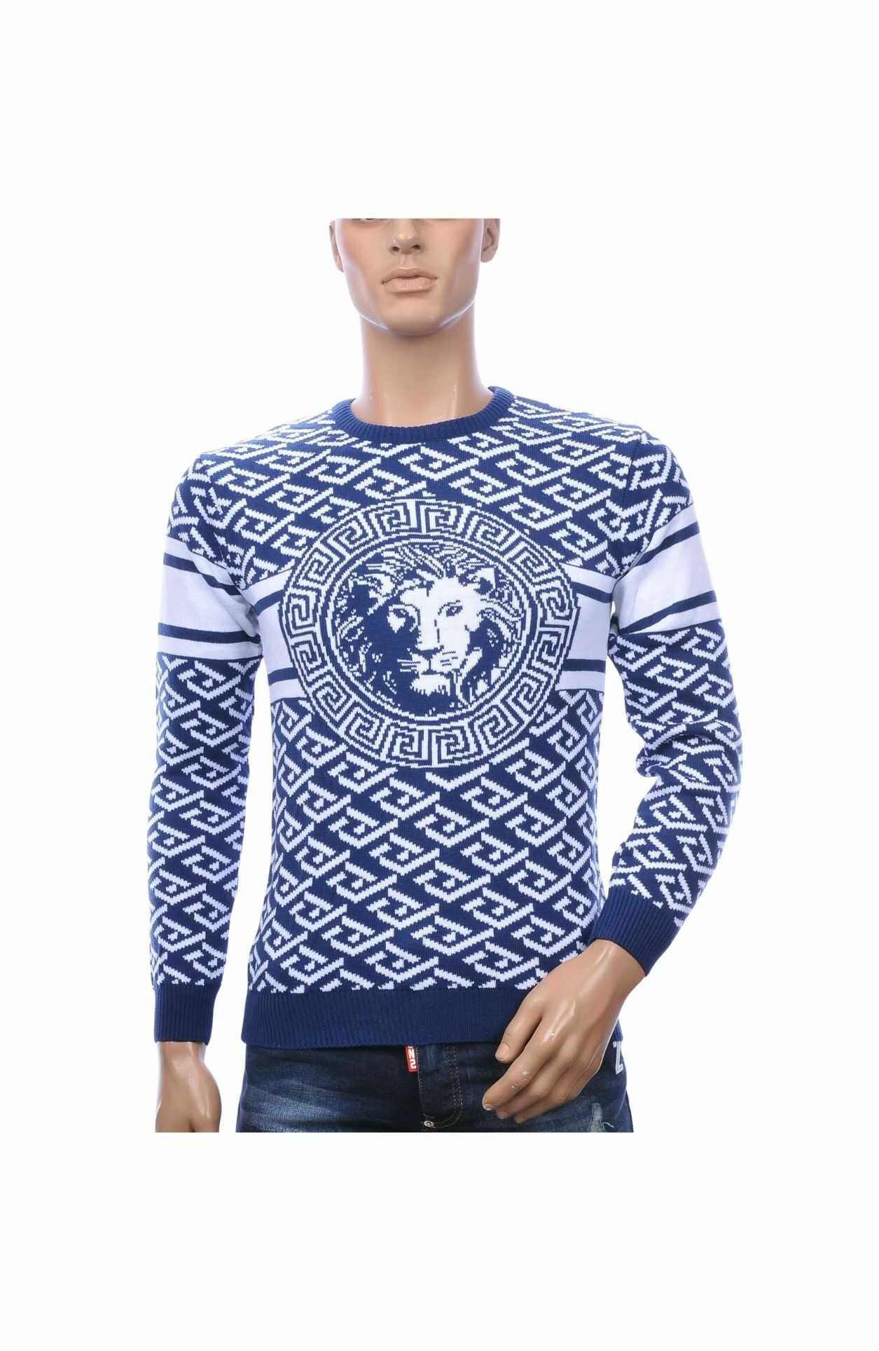 Club Ju heren trui, heren trui met leeuwenkop, heren pullover ronde hals, navy heren trui, slim fit heren trui, streetwear heren trui, gebreide heren trui, heren trui met dessin, luxe heren trui, urban fashion heren, heren winter trui, moderne heren pullover, jacquard heren trui, online trui kopen, trui kopen in Nijmegen, Goedkoop heren trui kopen