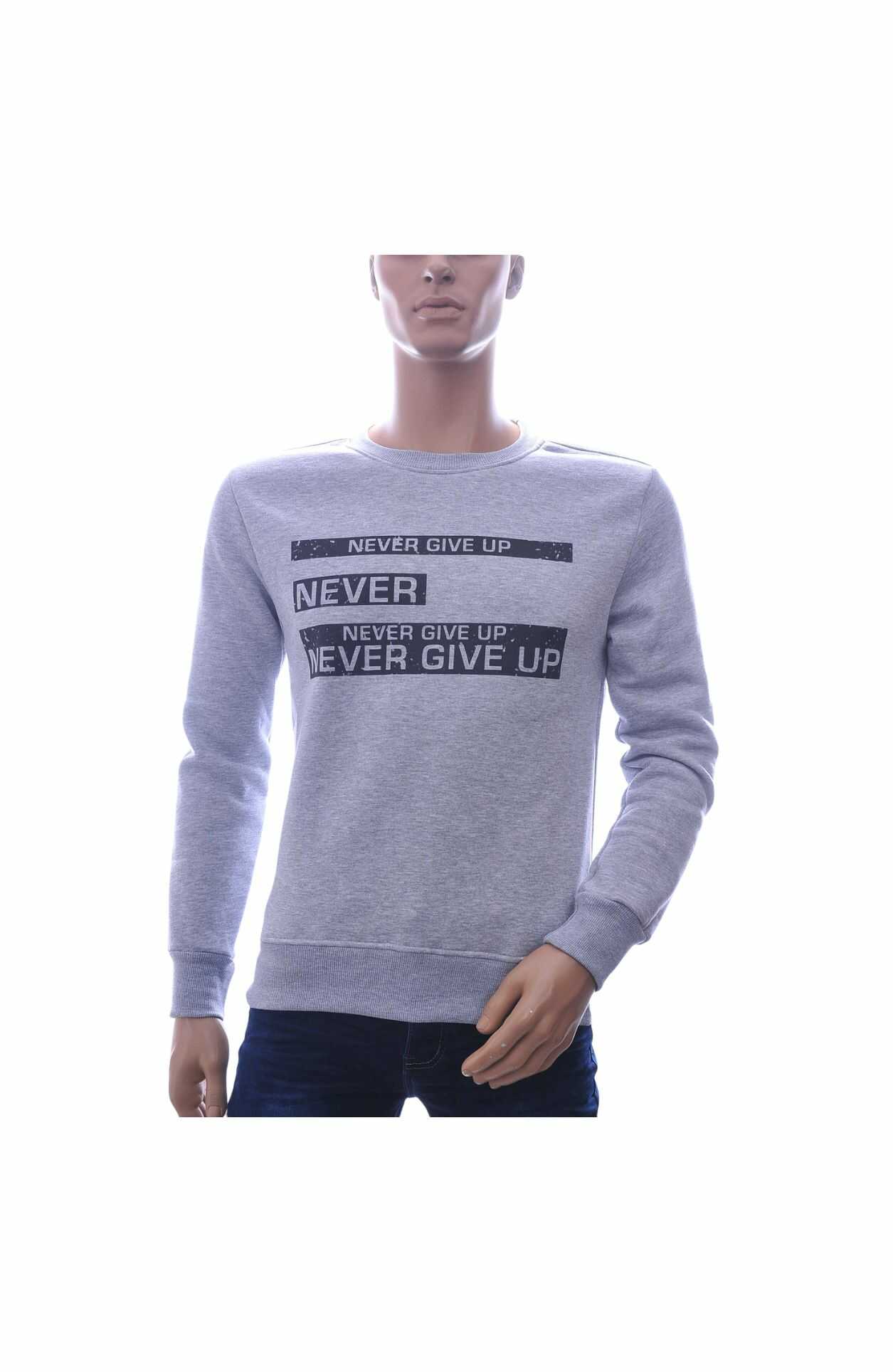 Heren sweatshirt, stijlvolle truien, comfortabele kleding, JAYLVIS&ARANCIA, casual mode, NEVER GIVE UP, grijs sweatshirt, trendy herenkleding, online sweatshirt kopen, sweatshirt kopen in Nijmegen, Goedkoop heren sweatshirt, Charra, heren Kleding in Nijmegen, CHARRA, ZARA, COEF, CHASIN, WAM DENIM