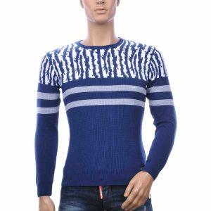 club ju heren trui, blauwe heren trui, heren trui ronde hals, moderne heren trui, heren trui met dessin, gebreide heren trui, slim fit heren trui, katoen acryl trui heren, trendy heren mode, stijlvolle heren trui, wintertrui heren, casual heren trui, streetwear heren trui, online trui kopen, trui kopen in Nijmegen, Goedkoop heren trui kopen