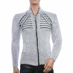 CI-BORG vest, grof gebreid heren vest, heren vest met rits, luxe heren vest, warm winter vest heren, katoenen heren vest, slim fit heren vest, heren knitwear premium, trendy heren vest, streetwear heren vest, heren vest zwart, heren vest grijs, CHARRA herenmode, herenmode Nijmegen, online vest kopen, vest kopen in Nijmegen, Goedkoop heren vest kopen, Heren vesten, Slim Fit vesten, Charra, heren Kleding in Nijmegen