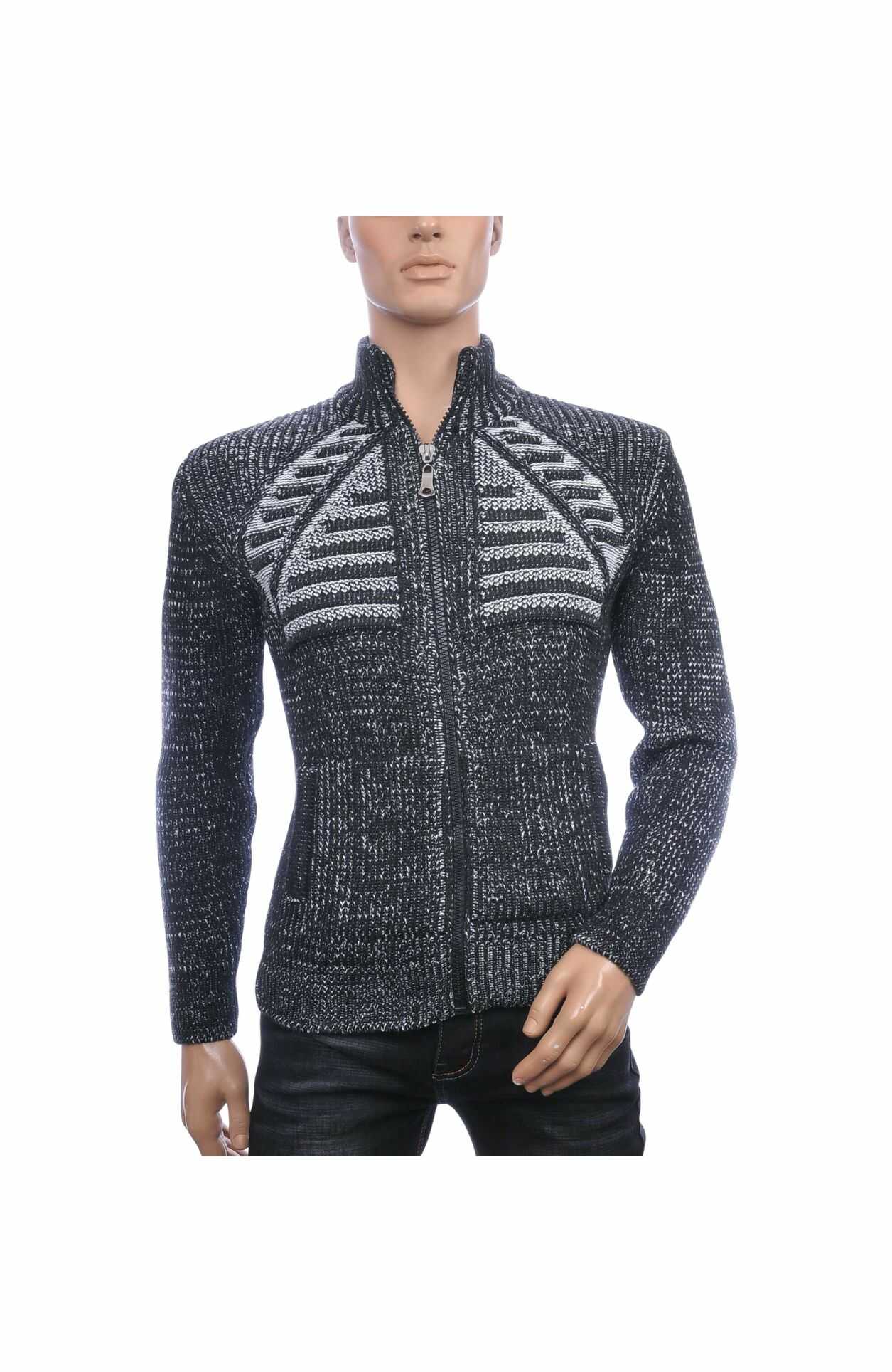 CI-BORG vest, grof gebreid heren vest, heren vest met rits, luxe heren vest, warm winter vest heren, katoenen heren vest, slim fit heren vest, heren knitwear premium, trendy heren vest, streetwear heren vest, heren vest zwart, heren vest grijs, CHARRA herenmode, herenmode Nijmegen, online vest kopen, vest kopen in Nijmegen, Goedkoop heren vest kopen, Heren vesten, Slim Fit vesten, Charra, heren Kleding in Nijmegen
