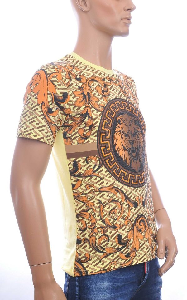 LES DESIGNERS Ronde Hals T-Shirt met Leeuwenkop en Steentjes – Geel
