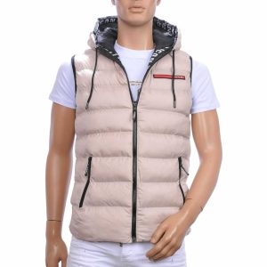 ICON2 bodywarmer, heren bodywarmer met capuchon, bodywarmer heren, trendy bodywarmer heren, streetwear bodywarmer, heren vest zonder mouwen, lichtgewicht bodywarmer, gewatteerde bodywarmer heren, bodywarmer met vaste capuchon, mode bodywarmer mannen, navy bodywarmer heren, beige bodywarmer heren, winter bodywarmer heren, casual heren bodywarmer, online goedkoop heren bodywarmer bestellen, Heren bodywarmer kopen in Nijmegen, Kledingwinkel in Nijmegen