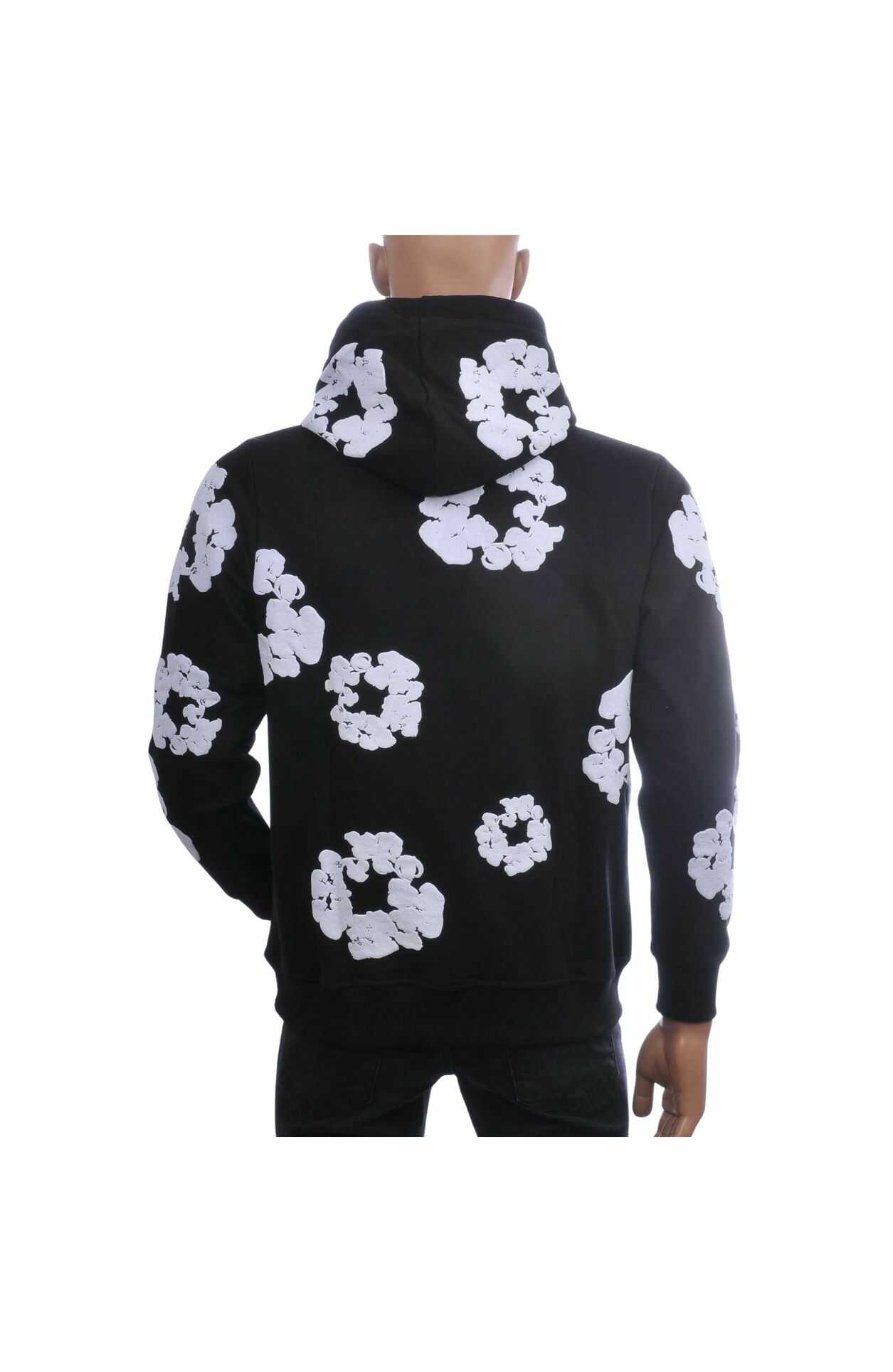 CONTOUR trainingspak heren, Zwart trainingspak bloemen, Heren hoodie bloemenprint, Sweatbroek heren zwart, 2-delig sweat trainingspak, Streetwear trainingspak heren, Casual heren trainingspak, Hoodie met capuchon heren, Trendy heren sweatset, online hoodie kopen, hoodie kopen in Nijmegen, Goedkoop heren hoodie kopen, Heren hoodie, regular Fit hoodie, Charra, heren Kleding in Nijmegen, CHARRA, ZARA, COEF, CHASIN, WAM DENIM, DENIM TEARS