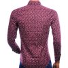 Achterkant van het BIBLOS UOMO bordeaux overhemd met doorlopende bloemenprint en lange mouwen.