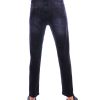 Achterkant Montfleuri zwarte heren jeans met achterzakken en logolabel